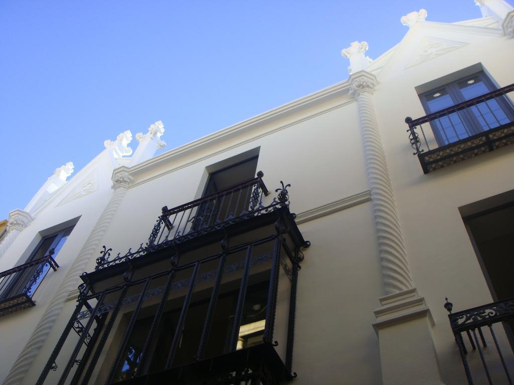 Life Apartments Alberto Lista Seville Exterior photo